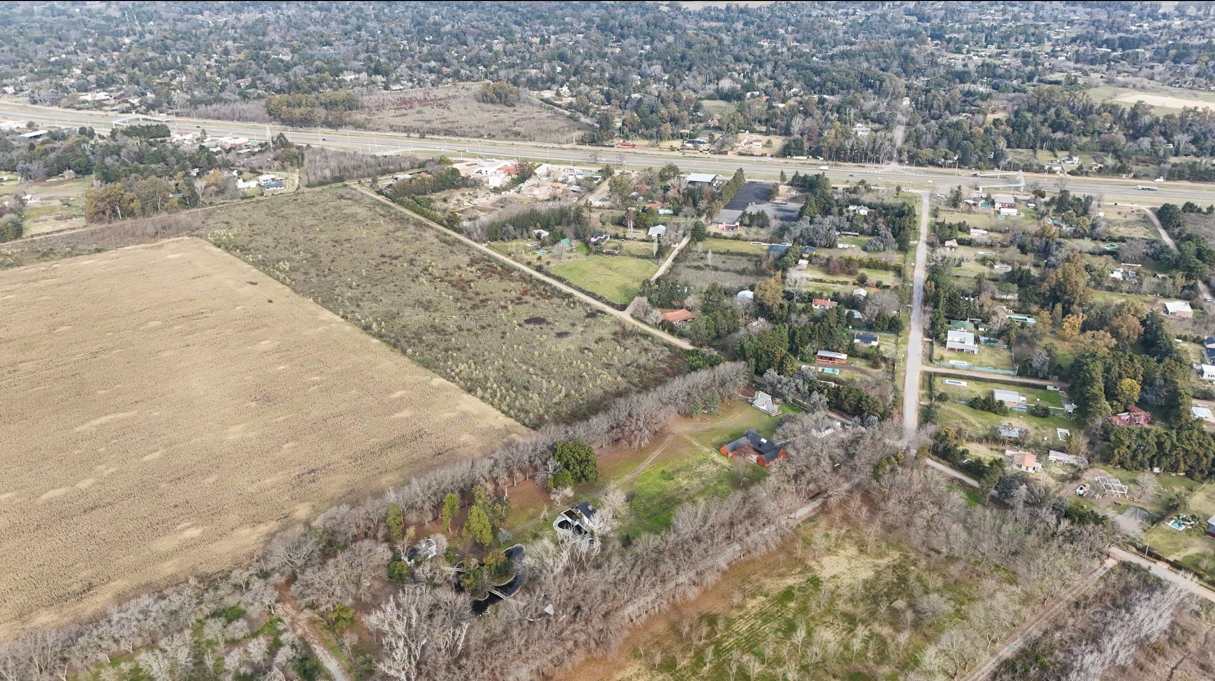 Excepcional Establecimiento de Campo de 2,5 hectáreas sobre Ruta Nac. 8 – Km 73 Parque Exaltación — foto 1