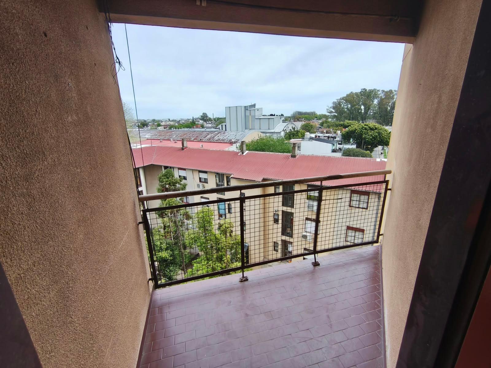 Departamento en venta en Villa Lynch — foto 1