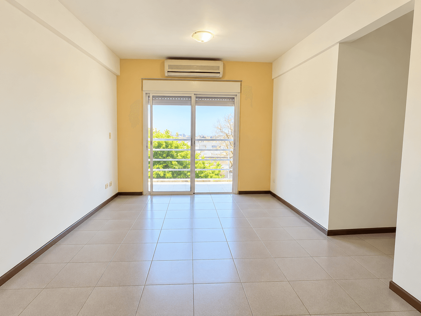 VENTA DEPARTAMENTO 3 AMBIENTES CON BALCÓN EN SAENZ PEÑA — foto 1