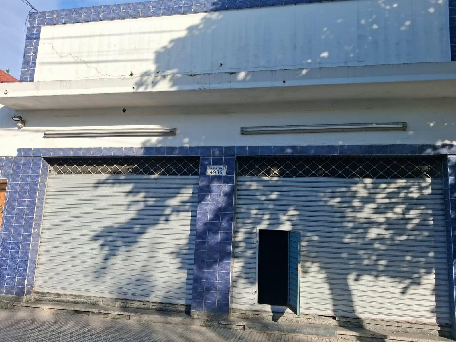 Local en venta con viviendas — foto 1