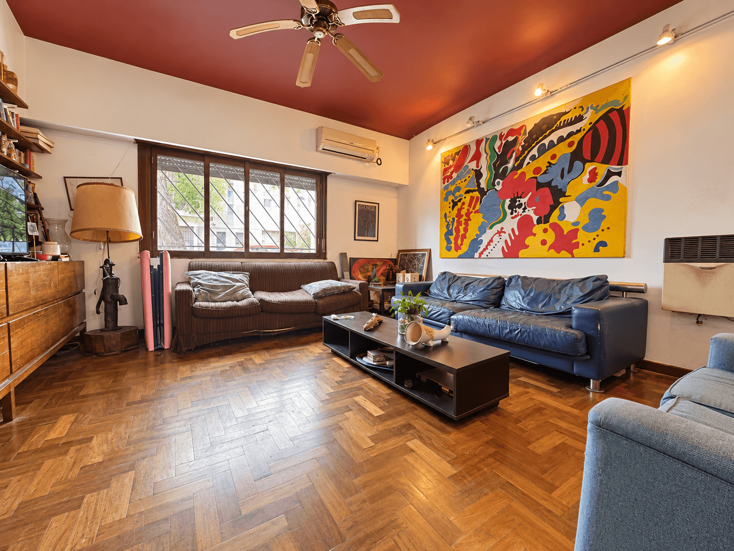 VENTA CASA LOTE PROPIO 7 AMBIENTES CON GRAN TERRAZA PROPIA, PATIO Y PARRILLA- COLEGIALES — foto 1