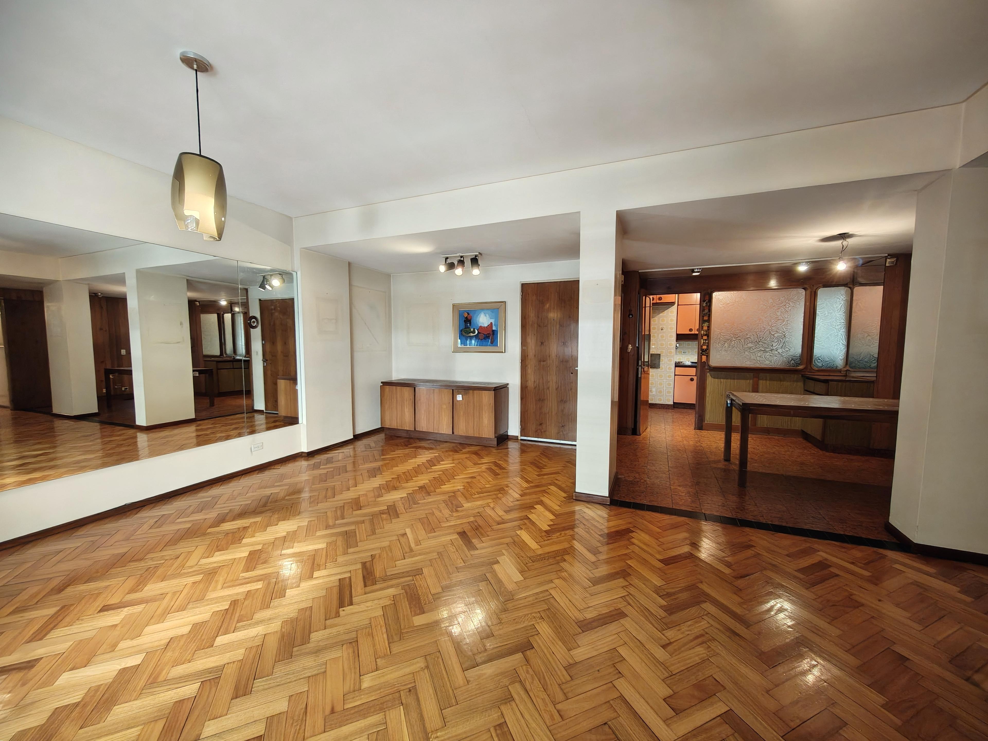 VENTA PISO EN CABALLITO CON BAULERA Y ESPACIO GUARDACOCHE — foto 1