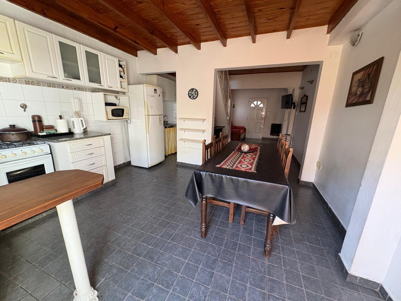 Ph de 3 dormitorios y parque en venta en La Plata — foto 1
