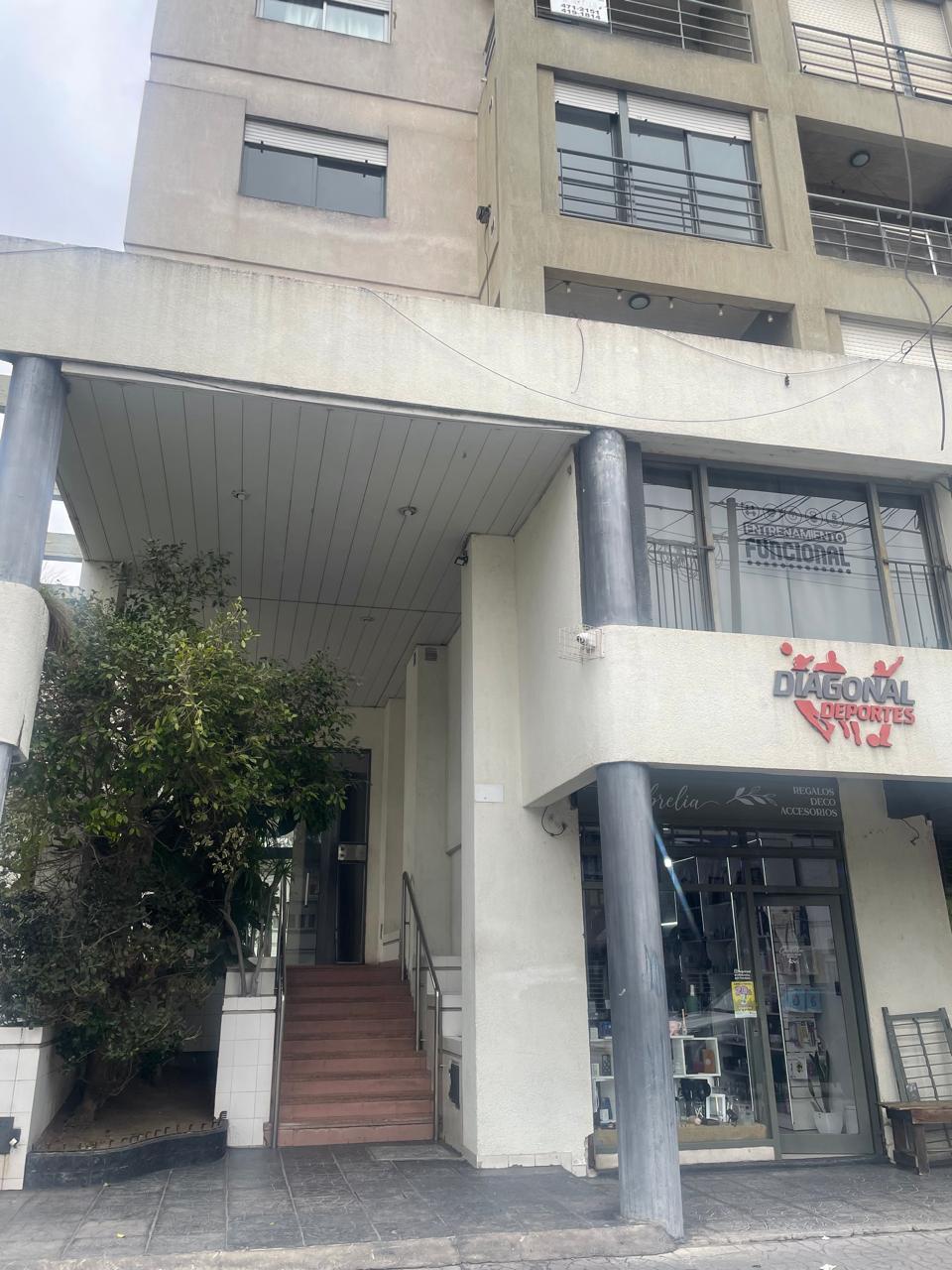 Departamento de 1 Dormitorio en venta en La Plata — foto 1