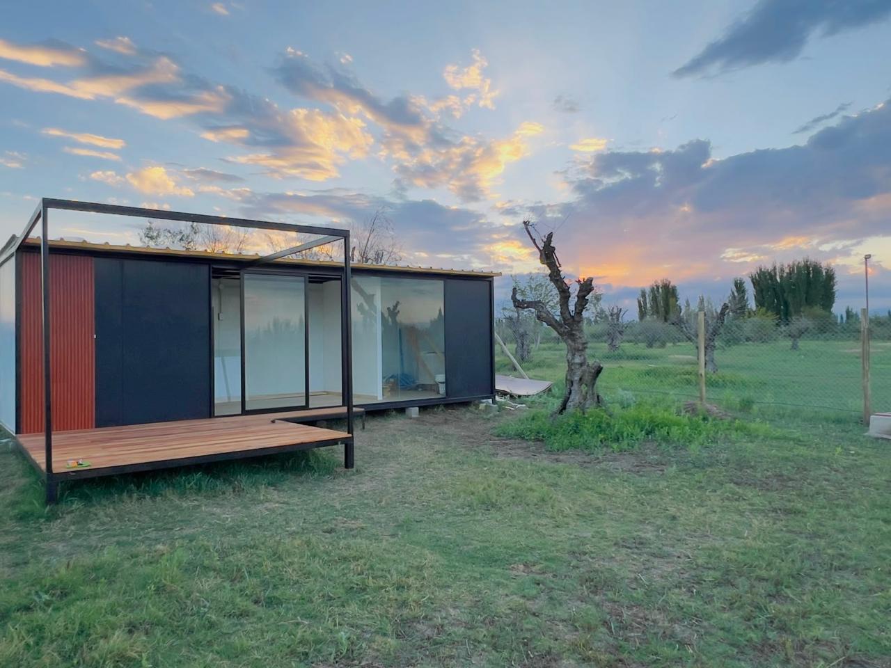 Venta de modulo ( quincho moderno) con piscina — foto 1