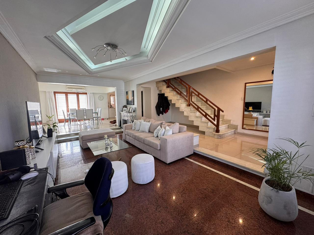 Casa en venta en Lanús Oeste — foto 1